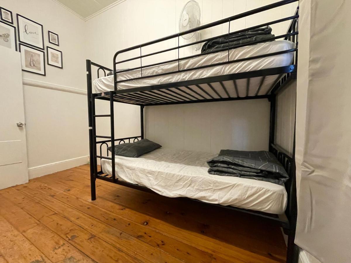 Gonow Family Backpackers Hostel Brisbane Exterior photo